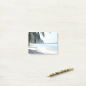 Tropisch strand met palmbomen post-it® notes (Op bureau)