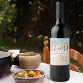 Tropisch strandhuwelijk met blauwe oceaan golven wijn etiket