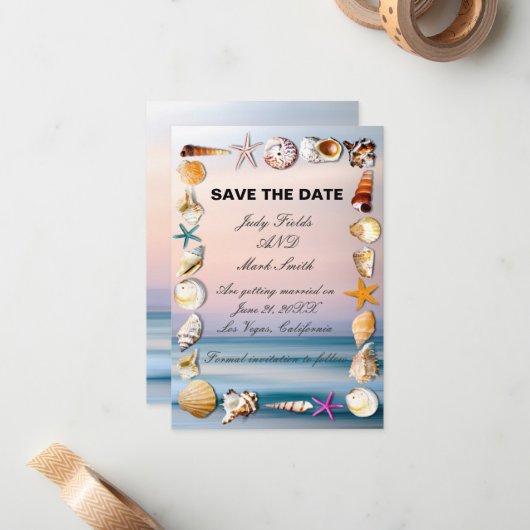 Tropisch zandstrand en zeeschelpen sparen de datum notitiekaartje (Voorkant / Achterkant in situ)