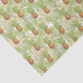 Tropische anananassen op wit tissuepapier (Detail)