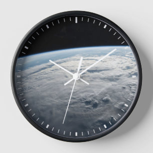 tropische cycloon idai boven de kust van afrika.