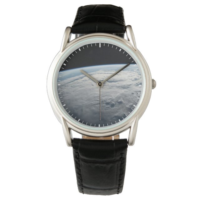 tropische cycloon idai boven de kust van afrika. horloge (Voorkant)