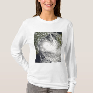 Tropische cycloon Jokwe in het Mozambikaanse kanaa T-shirt