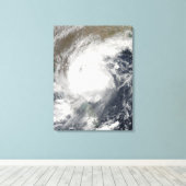 Tropische cycloon Laila Canvas Afdruk (Insitu (Houten vloer))