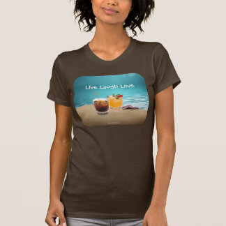 Tropische heerlijke Drink op het strand T-shirt