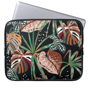 Tropische Noir: Donker Exotisch Bospatroon Laptop Sleeve