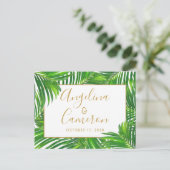 Tropische Palm Leaf Rand Groen Goud Save the Date Aankondigingskaart (Staand voorkant)