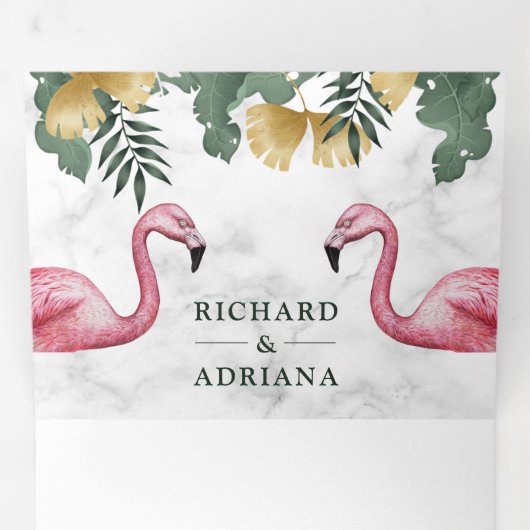 Tropische Palm Witte Marmeren Flamingo Paar Huweli Drieluik Uitnodiging (Binnenzijde eerst)