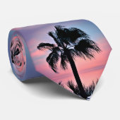 Tropische palmweergaven op zonsondergang stropdas (Opgerold)