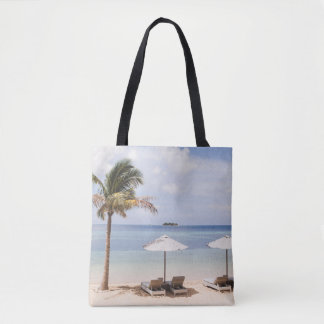 Tropische strandparasols: wit, palm. draagtas