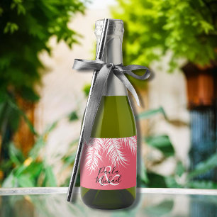 Tropische witte palmen op roze bruiloft Mini Sparkling Wijnetiket