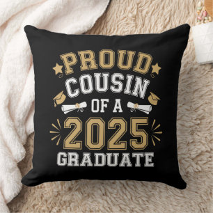 Trote Cousin Van Een Afgestudeerde Familie In 2025 Kussen