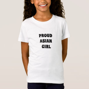 Trots Aziatisch Meisje zwart schattig moderne typo T-shirt