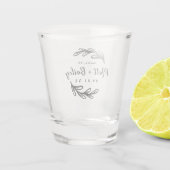 Trots Bruiloftsinitiaal Branch Shot Glas (Achterkant)