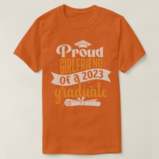 Trots Vriendin van een 2023 Afstuderen T-shirt (Design voorkant)
