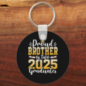 Trotse broer van twee afgestudeerden van 2025 sleutelhanger (Voorkant)