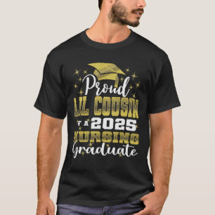 Trotse kleine neef CL van 2025 Nursing Afstuderen T-shirt