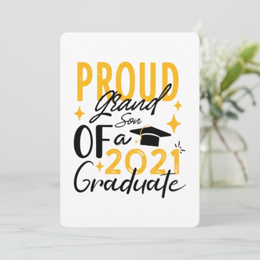 Trotse kleinzoon van een afstuderen aankondiging v (Staand voorkant)