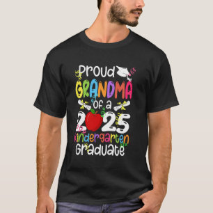 Trotse oma van een Afstuderen, trotse familie uit T-shirt