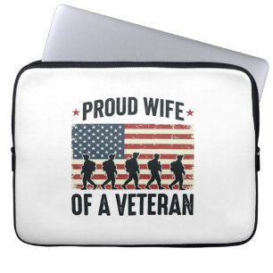 Trotse vrouw van een veteran-patriottisch shirtont laptop sleeve