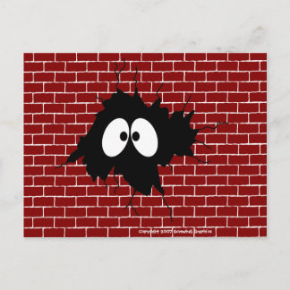 Trou dans la carte postale murale