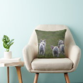 Troupeau de porcelets mignons sur le coussin (Chaise)