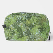 Trousse De Toilette Arbres À Feuilles Vertes Avec Ciel Bleu À Travers (Recto)