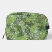 Trousse De Toilette Arbres À Feuilles Vertes Avec Ciel Bleu À Travers (Verso)