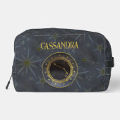 Trousse De Toilette Astrologie Zodiaque foncée : Aries Black Gold Nom (Verso)