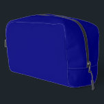 Trousse De Toilette Couleur uni bleu marine<br><div class="desc">Articles de toilette Sac fourre-tout Dopp Kit sur tout le style d'impression sur l'épaule style de relevé de mode imprimé avec l'illustration de design graphique de Navy Blue Solid Couleur et sélectionner la collection de produits par TheFabricSeal impression sur demande shop à Zazzle.com #ZazzleMade https://www.zazzle.com/store/thefabricseal TheFabricSeal ©️ Original. Le bleu...</div>
