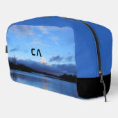 Trousse De Toilette Monogramme photo Blue Lake (Coin droit)