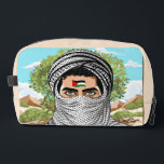 Trousse De Toilette Portrait de la Liberté palestinienne<br><div class="desc">Freedom fighter Palestine Youth in homeland arrière - plan avec olivier et collines ensoleillées - Image vectorielle originale Logo rond isolé sur blanc,  design Copyright BluedarkArt TheChameleonArt</div>
