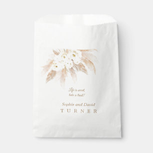 Trouw met Charm White Roses Pampas Gras Bedankzakje