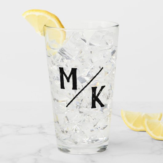 Trouw Monogram Eenvoudig Zwart Schuin Mod Typograp Glas (Voorkant ijs)