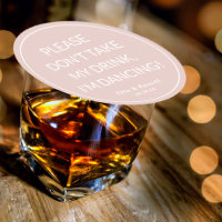 Trouw, neem mijn drankje niet Blush