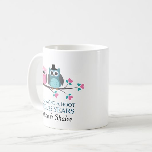 Trouwen Jubileum Gepersonaliseerde Uil Gift Mok (Voorkant links)