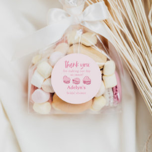 Trouwfeest cadeautje met roze harten ronde sticker