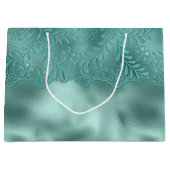 Trouwfeest met groene kanten versiering en roodbor groot cadeauzakje (Voorkant)