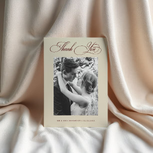 Trouwfoto bruiloft in vintage stijl met ivoor en b bedankkaart