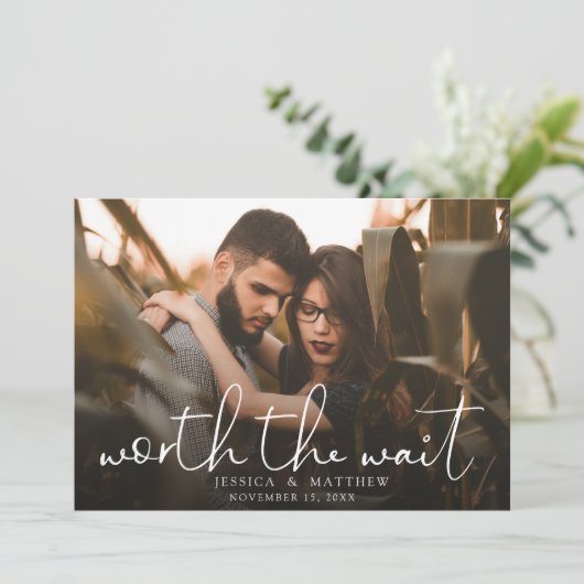 Trouwfoto-script 'Waard de Wachttijd' Modern Overl Save The Date (Staand voorkant)