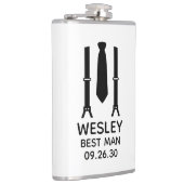 Trouwgetuige in zwarte smoking heupfles (Rechts)