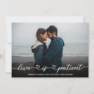 Trouwkaart met foto en tekst 'Liefde is Geduldig U Kaart