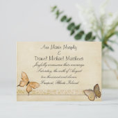 Trouwkaart met Vintage Crème Vlinder Aankondiging (Staand voorkant)