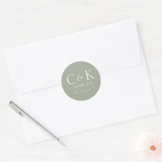Trouwmonogram initiaal saliegroen bruiloft ronde sticker