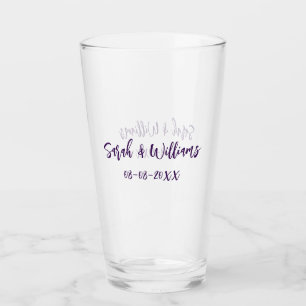 Trouwpaar. Naam datum paarse eenvoudige minimum mo Glas