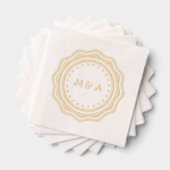 Trouwservet met gouden monogram. folie servetten (Insitu (Gestapeld))