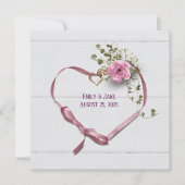 trouwuitnodiging roze linthart met ringen kaart (Voorkant)