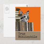 True Bibliophile - Cat with Books Briefkaart (Voorkant / Achterkant)