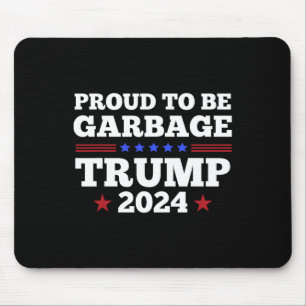 Trump 2024 trots op zijn vuilnisbelt muismat