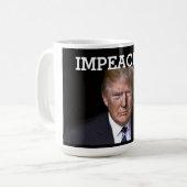 Trump a embrouillé la tasse de café (Devant gauche)